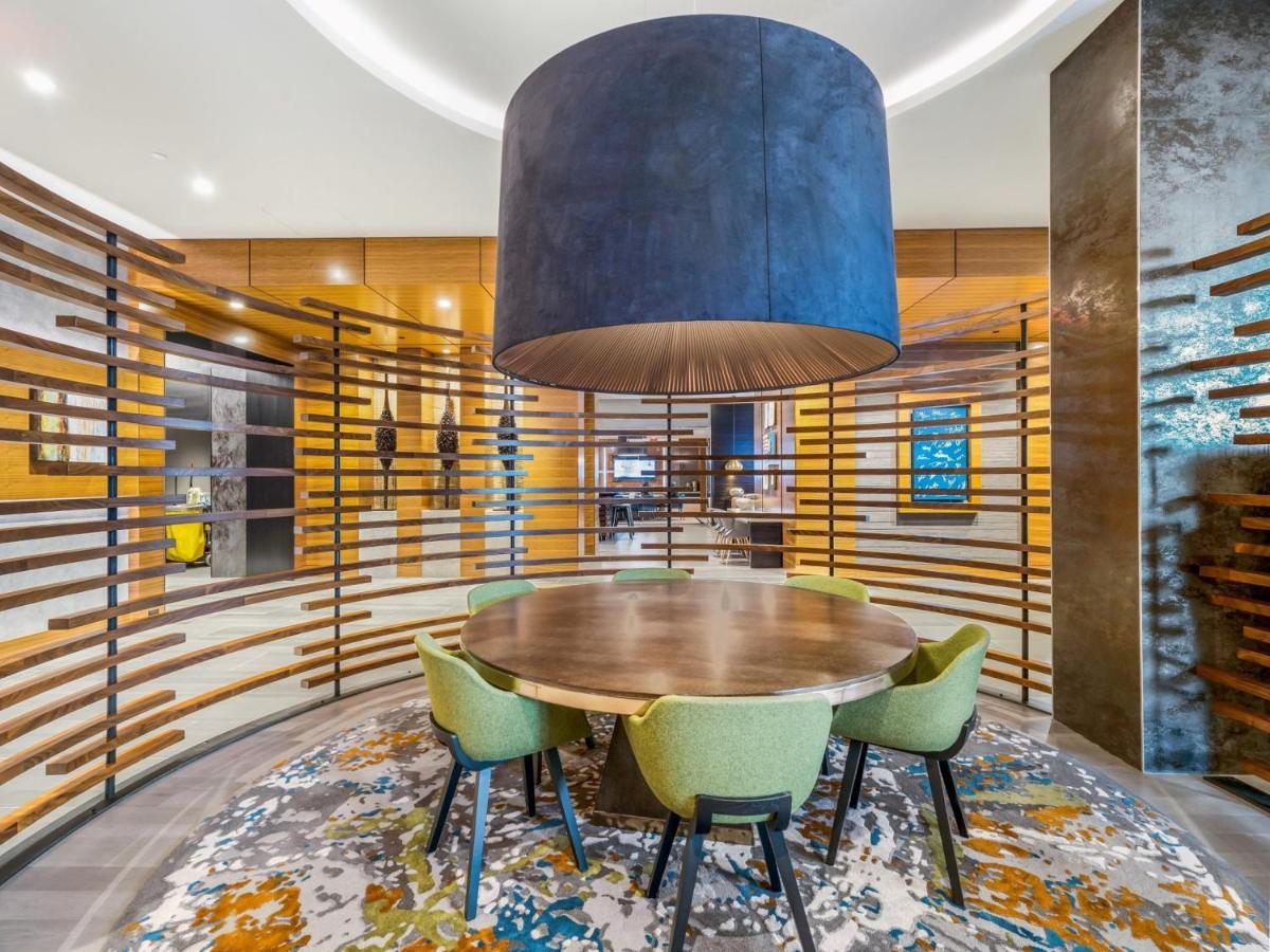 Bluebird Suites At Reston Town Center Екстериор снимка