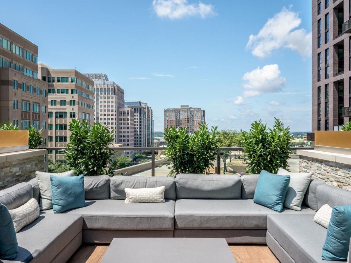 Bluebird Suites At Reston Town Center Екстериор снимка