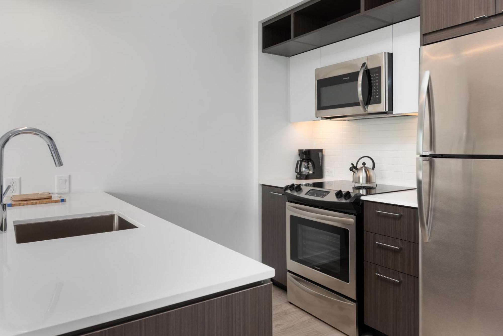 Bluebird Suites At Reston Town Center Екстериор снимка